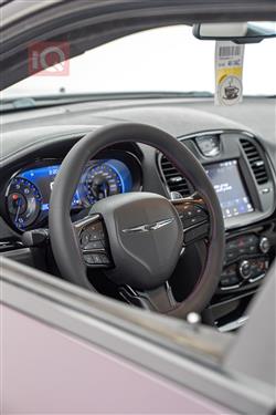 کرایسلەر 300